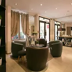 Alexandrine Opera Hotel