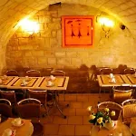 Alexandrine Opera Hotel