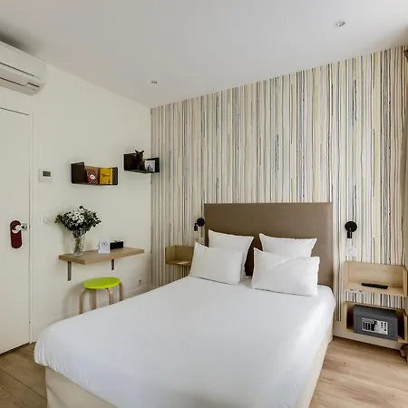 ホテル オテル アレクサンドリン オペラ パリ