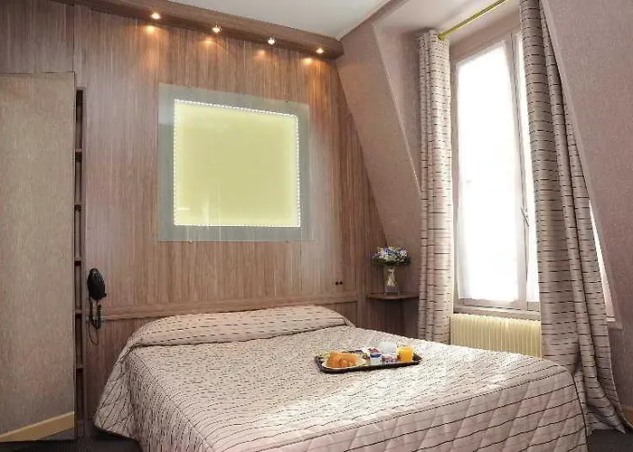 Alexandrine Opera Hotel