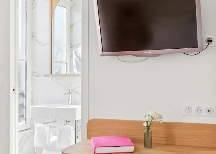 Alexandrine Opera 3*